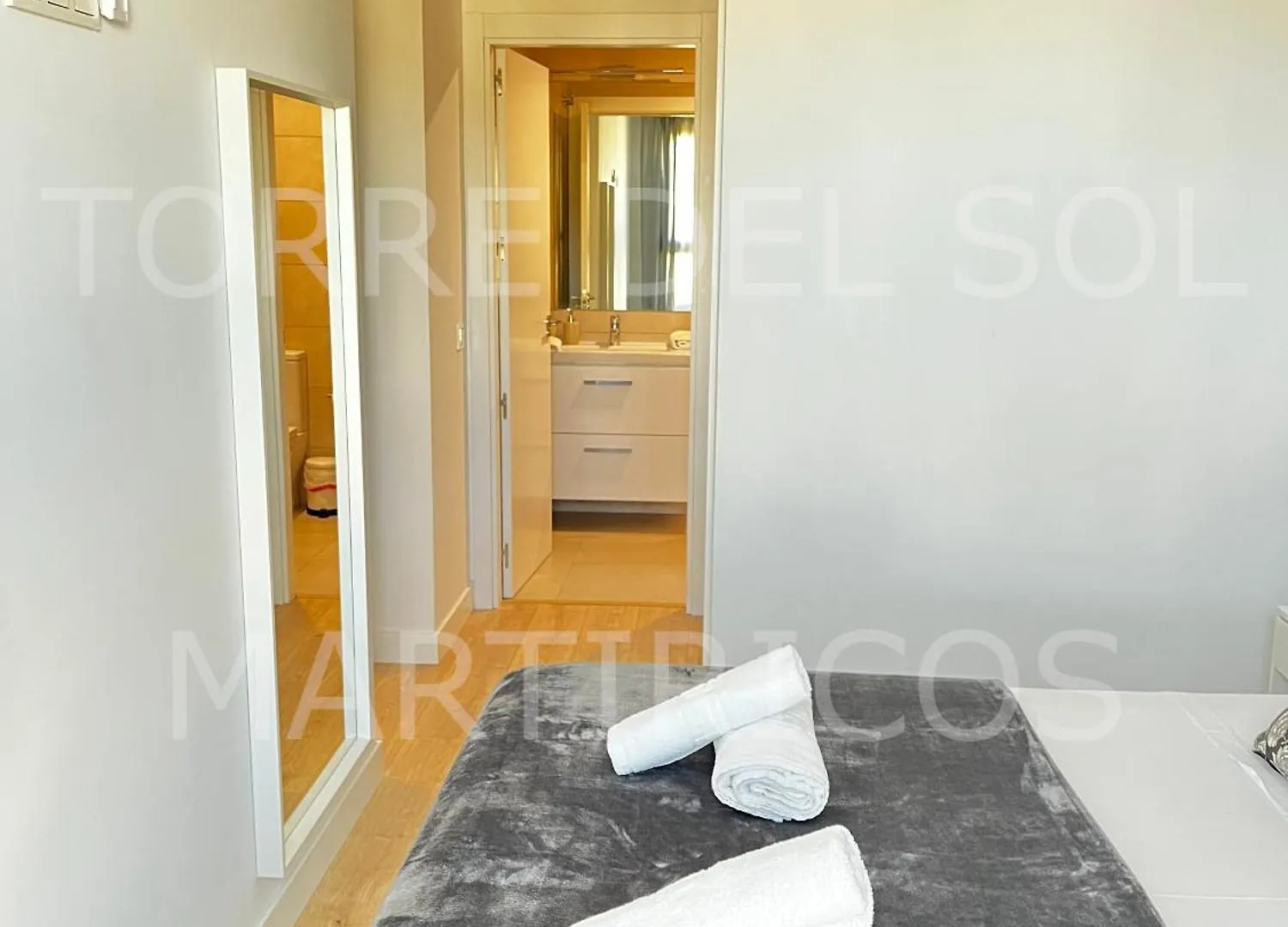 Torre Del Sol Martiricos Apartment Malaga